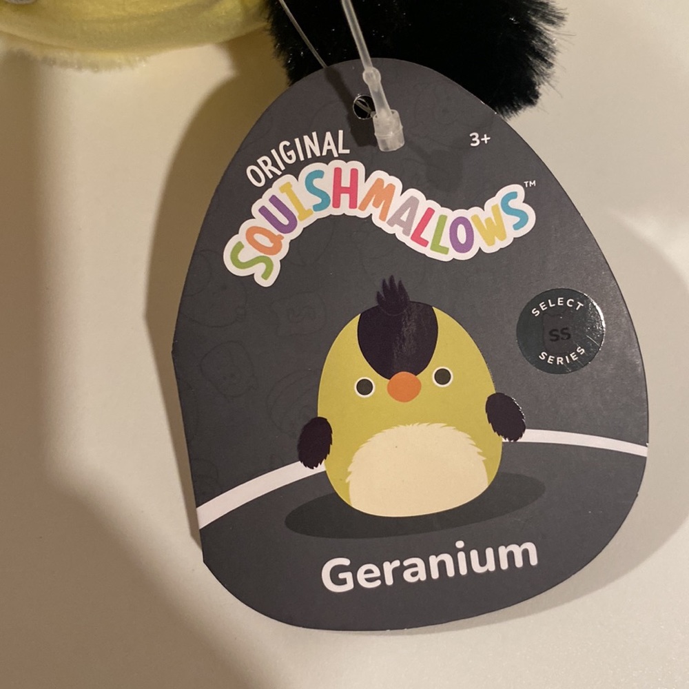 Squishmallow Geranium the Finch Bird 5” Select Series Limited to 5k NWT - Picture 3 of 3